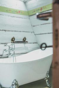 Leśne Zacisze - domek na uboczu