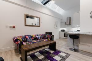 Hullidays - Secret Theatre Hideout