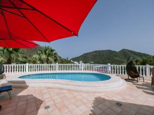 Villa in Cala Llonga near Beach & Ferry Port