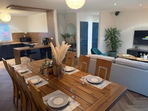 La Parenthèse, Maison lumineuse avec jardin & grande terrasse proche du Puy duFou