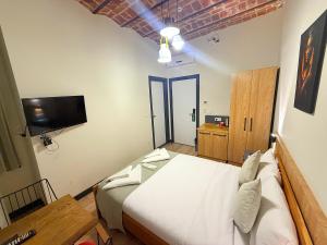 Taksim Historical Yellow Hotel