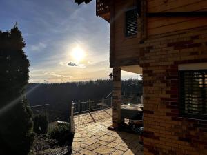 Luxury Panorama Villa • Pool, Quadro Sauna & Views