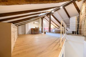 CDSR215 - Amplio y Luminoso Dúplex con Terraza en Madrid - Alquiler temporal