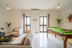 Xmajjar Suites with Sea Side Views by Haven and Keys Malta