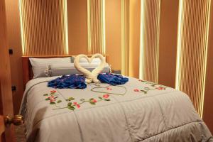 Private Jacuzzi Pool Suite near walking street