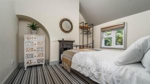 2-Bedroom Cottage Sleeps 5 Free Parking