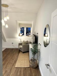 Boutique Southampton City Centre Retreat, Sleeps up to 4 & Free Allocated Parking!