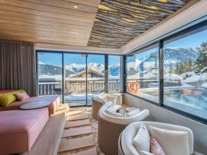 Chalet de luxe à Courchevel avec piscine et personnel 15 pers - FR-1-562-71