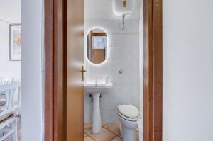 Appartamento vista mare, 100mt dallOspedale Pediatrico, a 200mt dal mare, 1h da Roma Termini