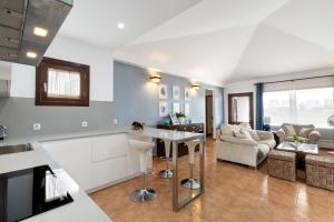 Lanzarote Villa 3 Islands - Pool Heated