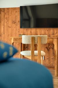 "Wioska Wakacyjna Glamila" Mazury, nad jeziorem, podgrzewany basen, Glamping i domki rodzinne