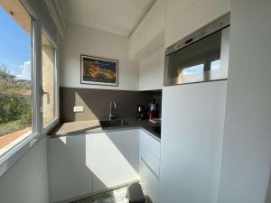 LA LARGADE SAINTE MAXIME Studio 30m de la plage avec parking privé