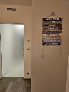 Centre NEW modern apartment & parking near O2 arena