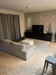 Vacation Home - Davenport - Orlando - Clubhouse - Private pool & Grill