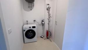 Elegante bilocale ristrutturato - Metro Inganni