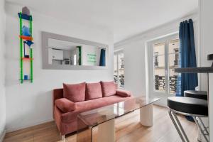 Studio design lumineux au cœur du 11e – Bastille