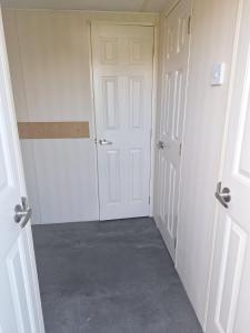 Gezellige Stacaravan nr 7 op Mini-Camping Klaproosje 4 personen