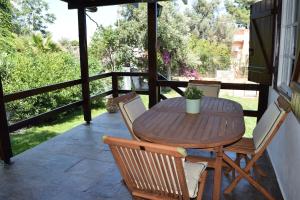 Nea Makri Maisonette Near Beaches by MPS