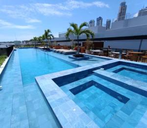 Hit 125 - Flat á 50 metros da praia Cabo Branco