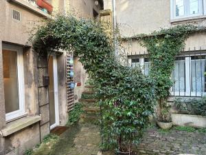 Logement paisible dans une jolie cour intérieure