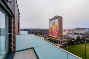 Blueground Invalidovna balcony nr Vltava PRG-90