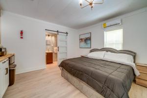 Historic Hinton Gem: Walkable Luxury Near Dtwn!