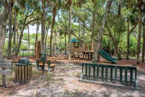 694 Bonito Rd-Sandy Palms