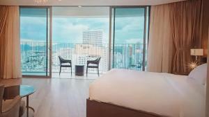 The Feliz Home Skyline