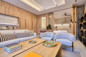 Snob Suite