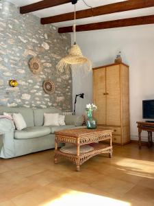 Rustico Appartment Olta in finca, see-and garden side