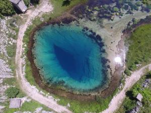 Talu Villa Cetina Milaši Horvaatia