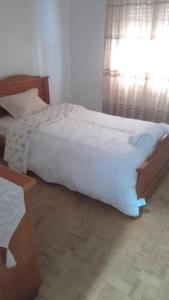 Lisbon for 1 person near airport room private tourist