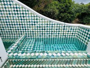 Luxury One Bedroom Cottage with Private Pool & Hot tub