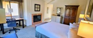 Adobe Inn