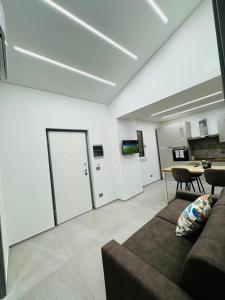 Ponente Amato Home