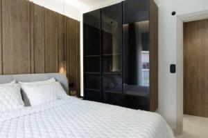 Plaza Luxury Suite, 2 from Metro, 5 from Piraeus