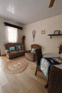 SJO airport eco-Escape, Villa Lapa 5 & Pool