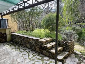 HOST4U - Cozy Retreat at House Don Camillo, in Trincheri