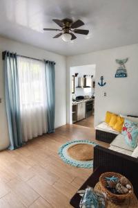 Villa Congo 6 near the peñon guacalillo