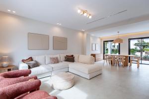 Macenas Resort Villa - Private Pool & Sea Views