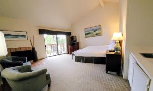 Adobe Inn