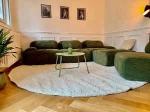 Royal Rock River Lodge