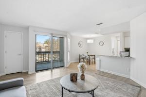 Relaxing Retreat with Modern Touches