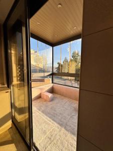 Modern apartment near the UK embassy in abdoun