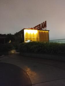 Majestic Suites Quill Mall Apartment