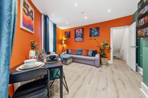 Chic 3BR Home in Hackney, Central London