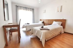 Boa Vista Apartment with Sea Views and Shared Pool