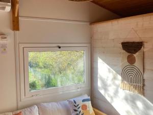 Chalet Confort avec Terrasse - 4 Personnes - API-1-52-1742