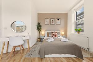 Stylish, Modern & Spacious 3 Bed Apartment in Kings Cross - The York Suite