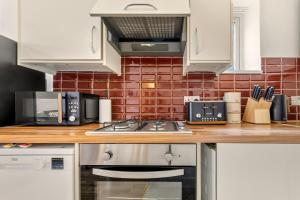 Cosy & Charming 3 Bed Apartment in Kings Cross - The York Suite Long Stays